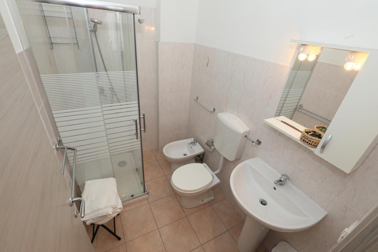 Affittacamere "San Martino Rooms" Genua Exterior foto
